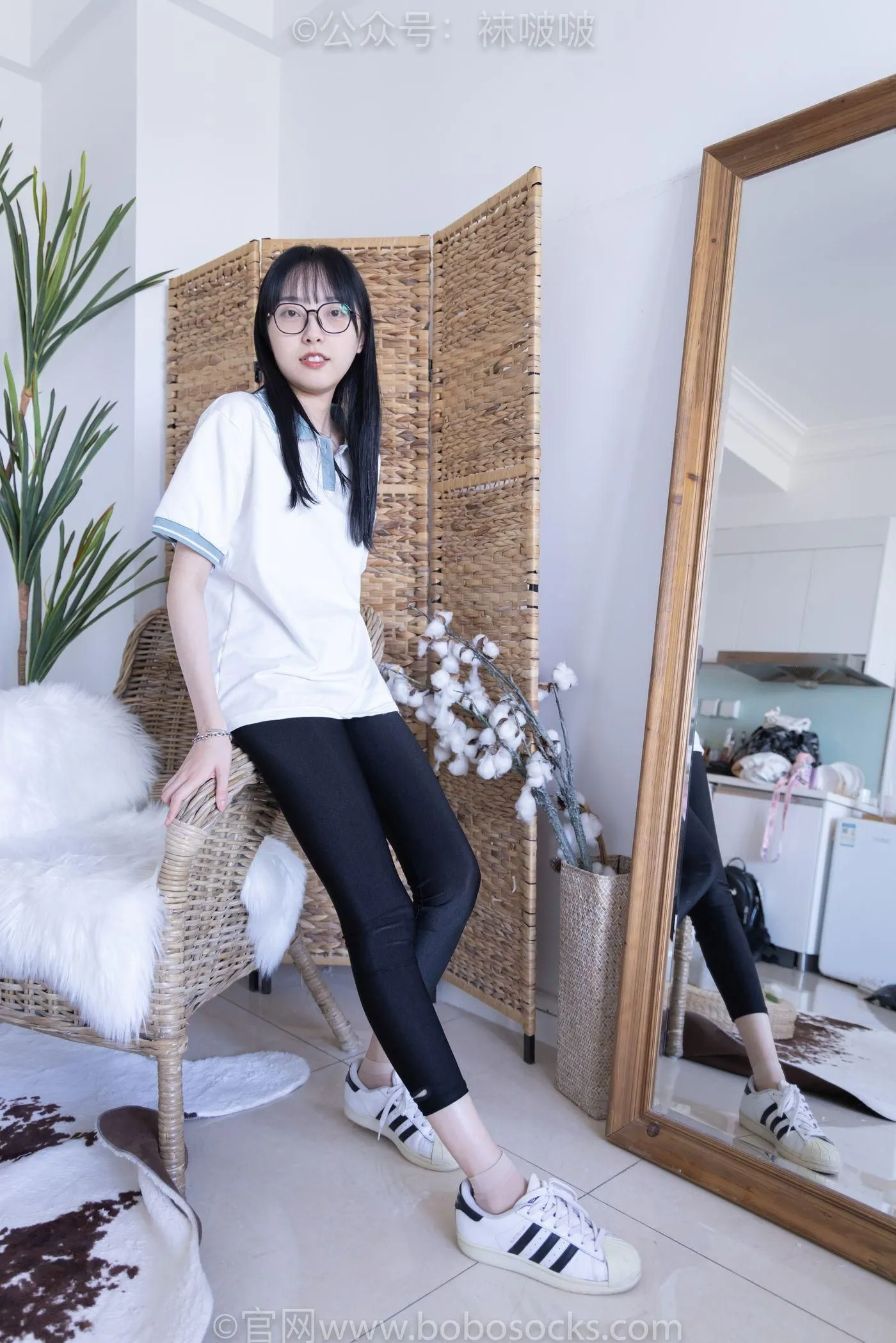 [BoBoSocks袜啵啵]NO.044 稚予-贝壳头、匡威帆布鞋、短肉丝 [154P]插图3